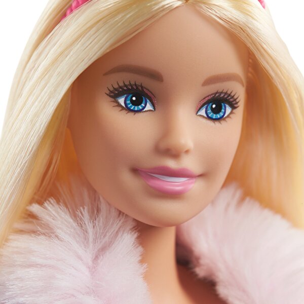 Barbie Prenses Macerası Prenses Barbie Bebek GML76