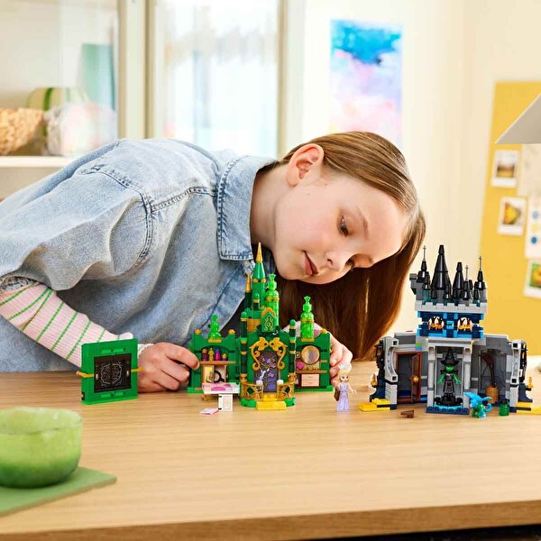 LEGO Wicked Emerald City ve Kiamo Ko Kalesi 75689