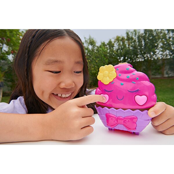 Polly Pocket ve Maceraları Oyun Setleri Something Sweet Cupcake HKV31