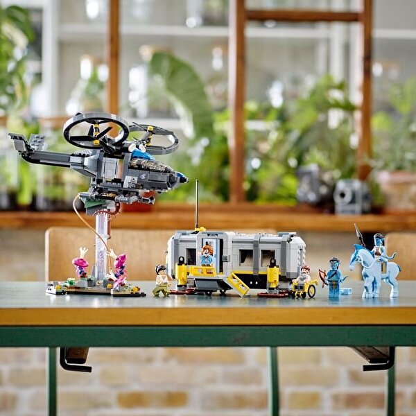 LEGO Avatar  Uçan Dağlar Saha 26 VE RDA Samson 75573