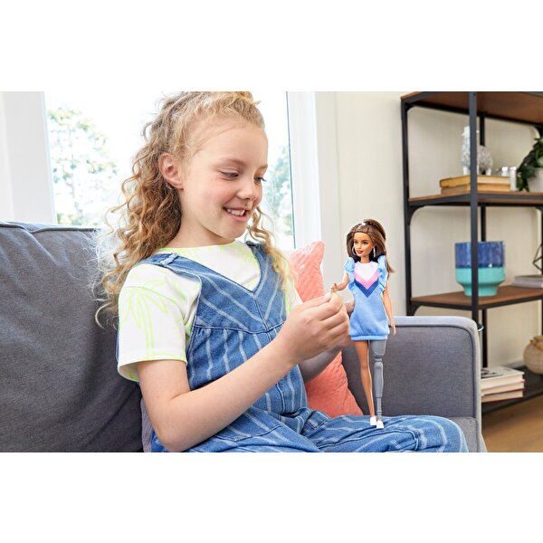 Barbie Büyüleyici Parti Bebekleri FXL54