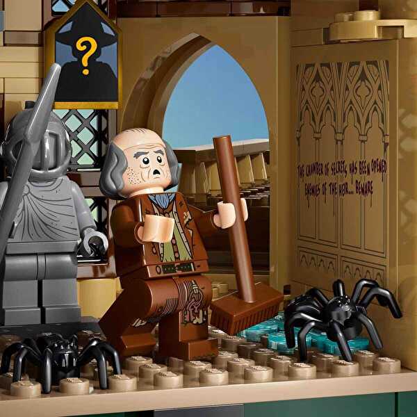 LEGO Harry Potter Hogwarts Şatosu: Doğu Kanadı 76473