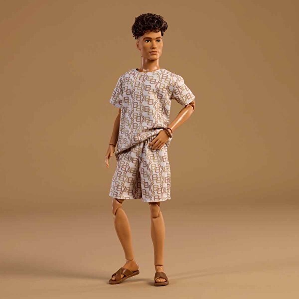 Barbie Signature Barbie Basics İkonik Koleksiyon Bebeği Model 10 JJX29