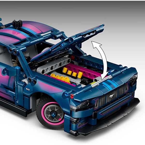 LEGO Technic Modifiye Ford Mustang GT Araba 42236