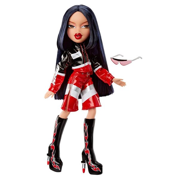 Bratz Scorchin Serisi Bebekleri Jade