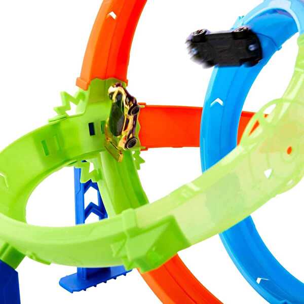 Hot Wheels Stunt Tracks Dolambaçlı Akrobatik Hız Pisti JHK73