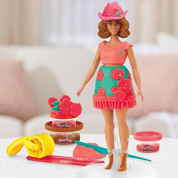 Play Doh Barbie Çiçekli ve Püsküllü Seti G1360
