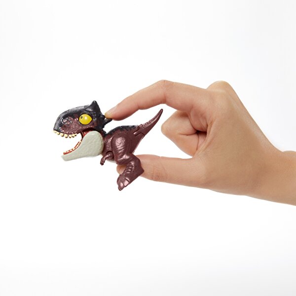 Jurassic World Taşınabilir Dinozorlar Carnotaurus GBP10