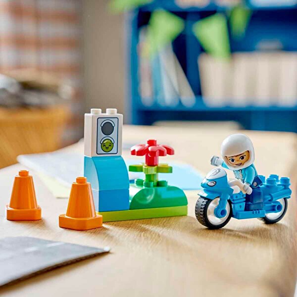 LEGO DUPLO Kasabası Mavi Polis Motosikleti 10471