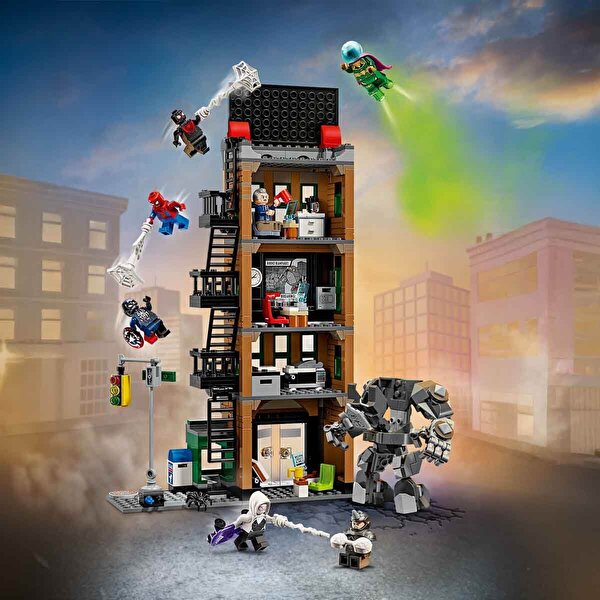 LEGO Marvel Örümcek Adam Mysterio'ya Karşı: Daily Bugle 76342