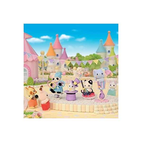 Sylvanian Families Gösteri Zamanı Bebekleri