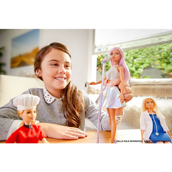 Barbie Kariyer Bebekleri Pop Star Bebek ve Mikrofonu FXN98