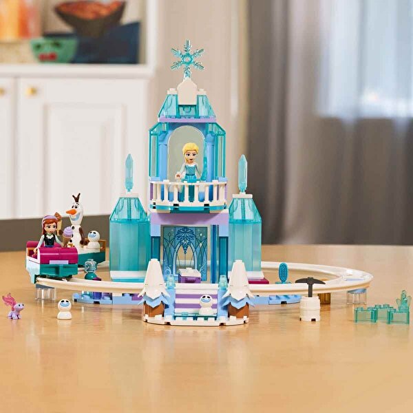LEGO Disney Karlar Ülkesi Elsa'nın Buz Şatosu ve Kar Kızağı Macerası 43281