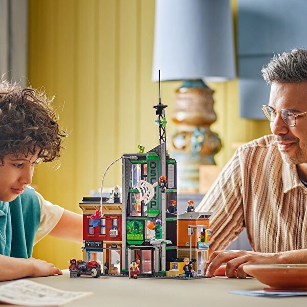 LEGO Marvel Örümcek Adam Oscorp’a Karşı 76324