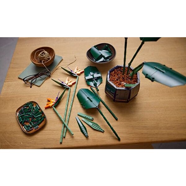 LEGO Creator Cennet Kuşu 10289