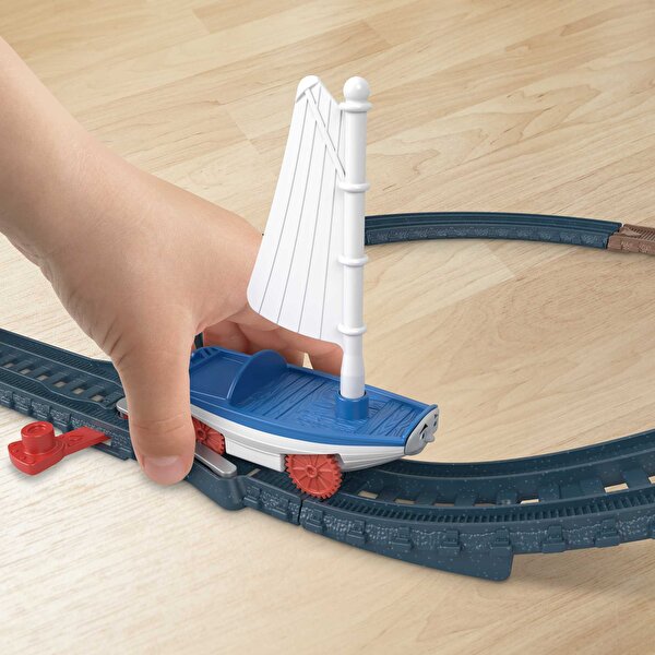Thomas ve Arkadaşları Thomas ve Skiff Açılır Köprü Macerası (Motorlu Tren) HGX65