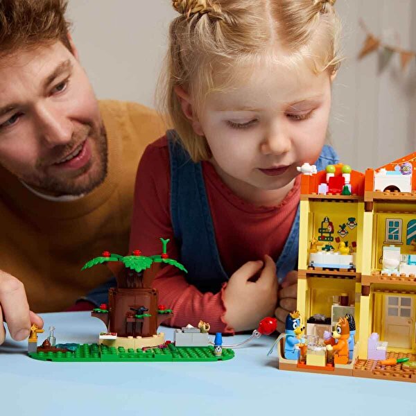 LEGO Bluey: Bluey’nin Aile Evi 11203