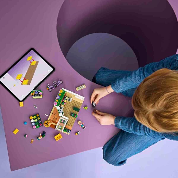 LEGO Friends Yaratıcı Çiçek Dükkanı 42693