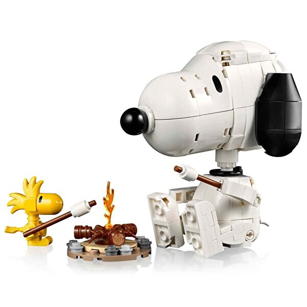 LEGO Ideas Peanuts: Snoopy'nin Köpek Kulübesi 21368