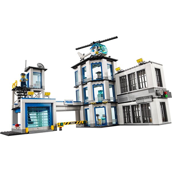 LEGO® City Polis Merkezi 60141
