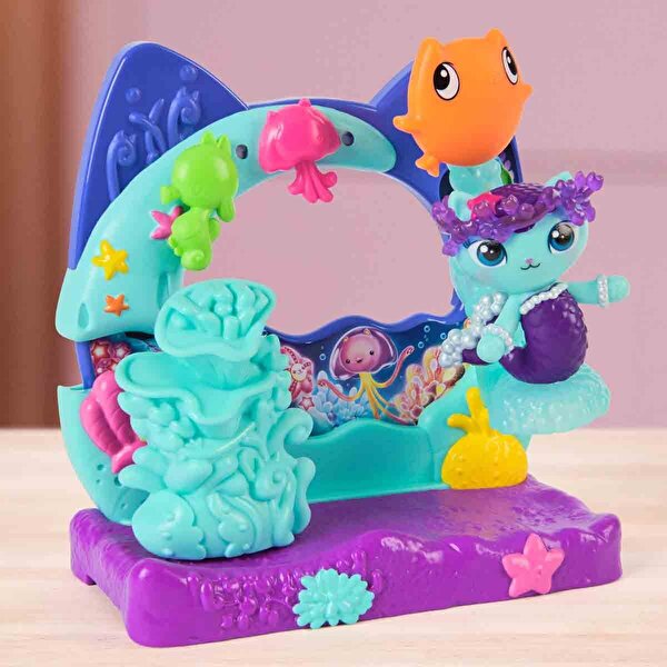 Gabby’s Dollhouse Oyun Seti̇ Mercat's Aquarium Balcony