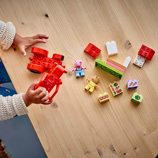 LEGO DUPLO Peppa Pig Traktör ve Pazar 10468