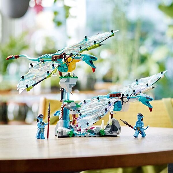 LEGO Avatar Jake ve Neytiri’nin İlk Banshee Uçuşu 75572