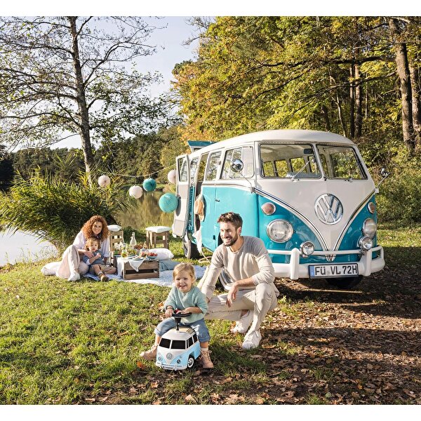 VW Minibüs T1 Mavi Bingit Araba