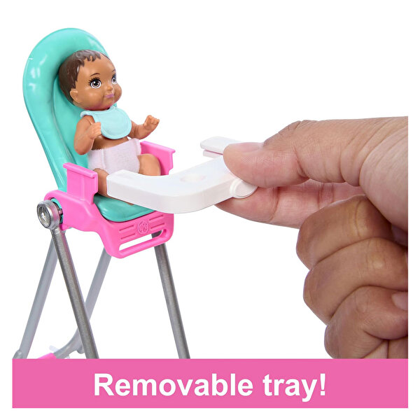 Barbie Bebek Bakıcılığı Oyun Seti HTK34