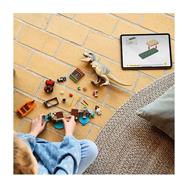 LEGO Jurassic World Trex Nehir Kaçış 76975