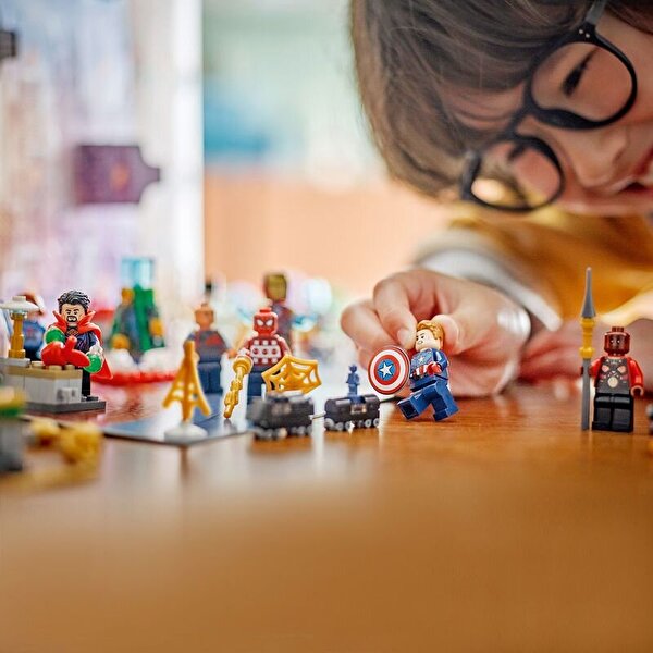 LEGO Marvel Avengers Yılbaşı Takvimi 76267