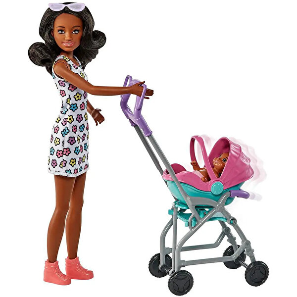 Barbie Bebek Bakıcılığı Oyun Seti Gezdirme Temalı HHB68