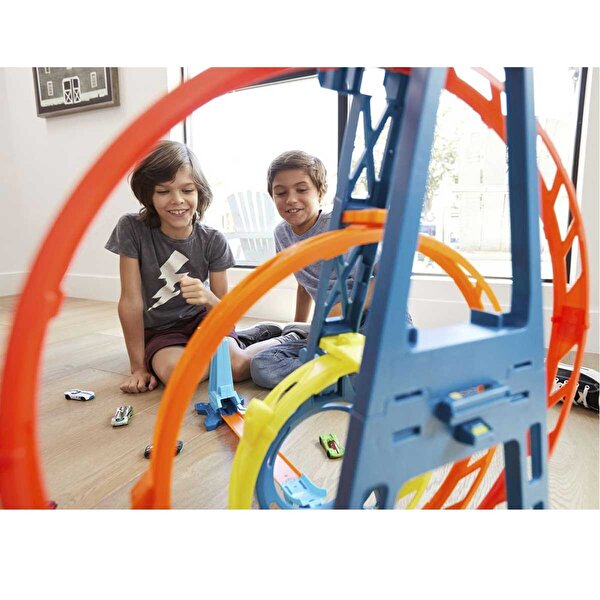 Hot Wheels Track Builder Üçlü Çember Aksiyonu Seti