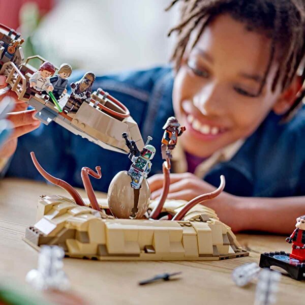 LEGO Star Wars Çöl Skiff’i ve Sarlacc Çukuru 75396