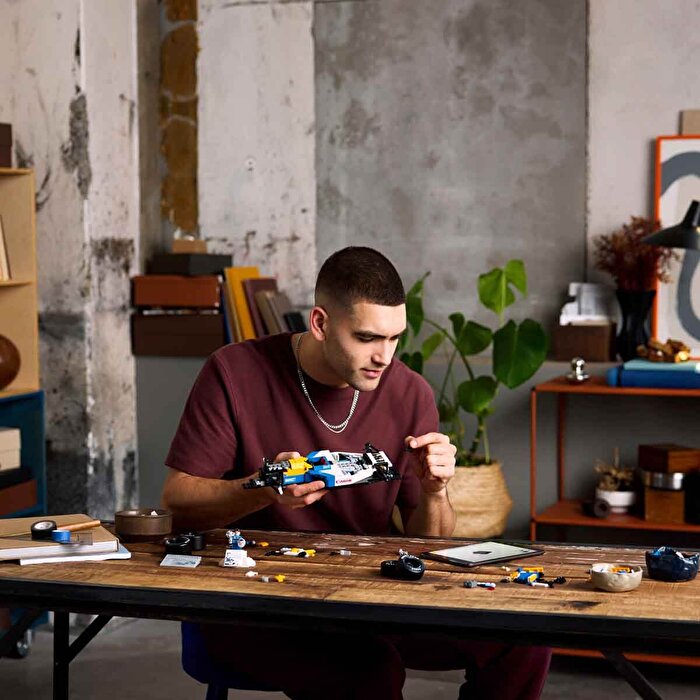 LEGO Icons Williams Racing FW14B ve Nigel Mansell 10353