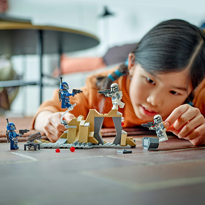 LEGO Star Wars: The Mandalorian Mandalore Pususu Savaş Paketi 75373