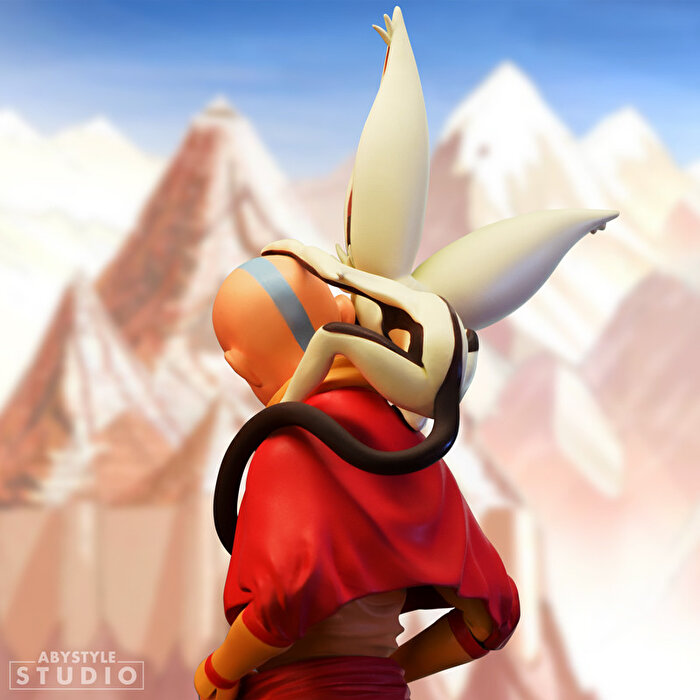 Avatar: The Last Airbender: Super Figür Aang 18 Cm
