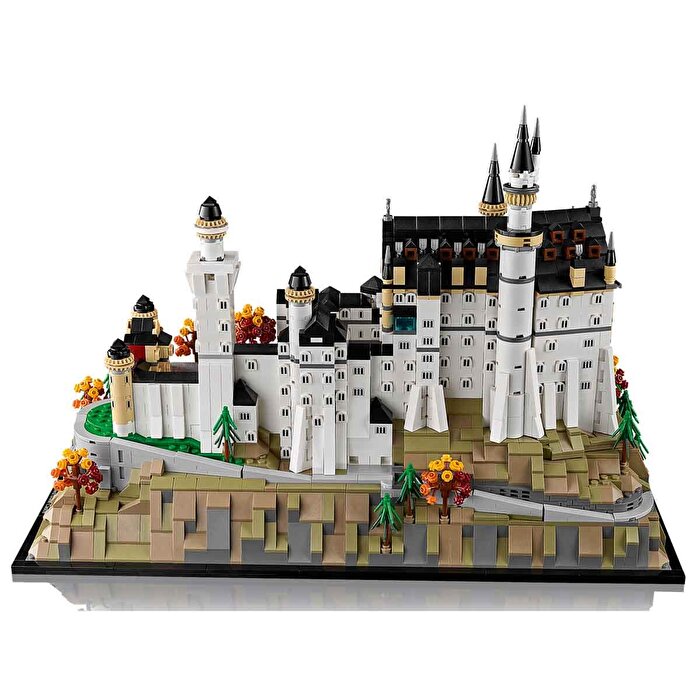 LEGO Architecture Neuschwanstein Şatosu 21063