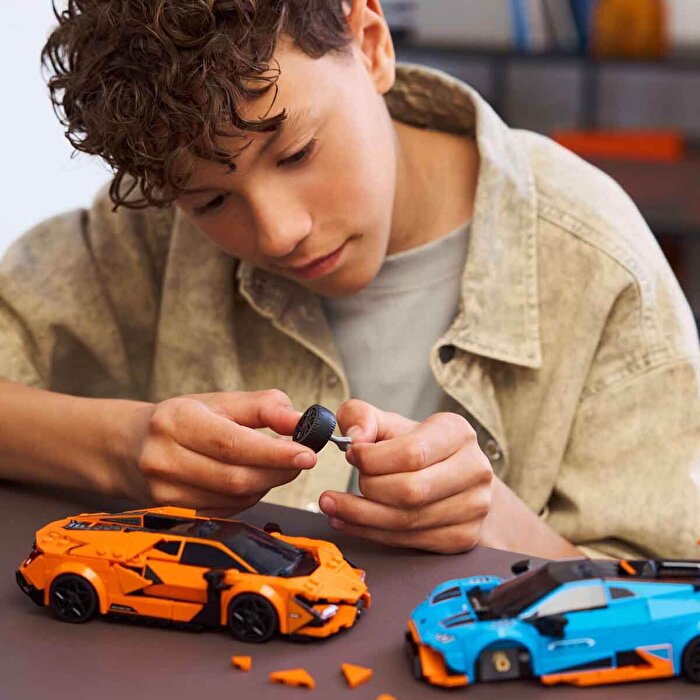 LEGO Speed Champions Lamborghini Revuelto & Huracan STO 77238