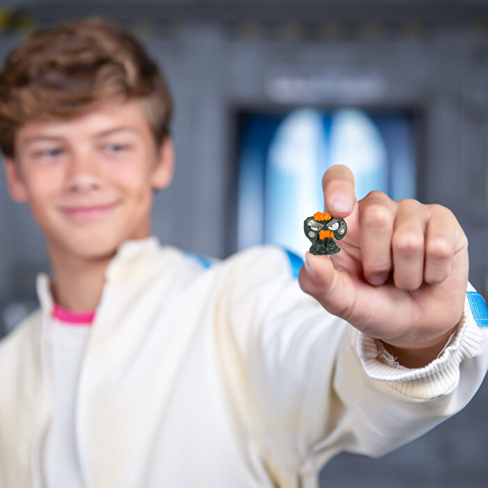 Mr. Beast Lab Swarms Mikro Beast 12’li Figür S1-24712