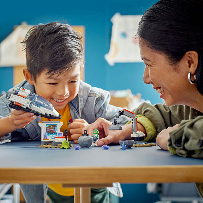 LEGO City Uzay Gemisi ve Asteroit Keşfi 60429