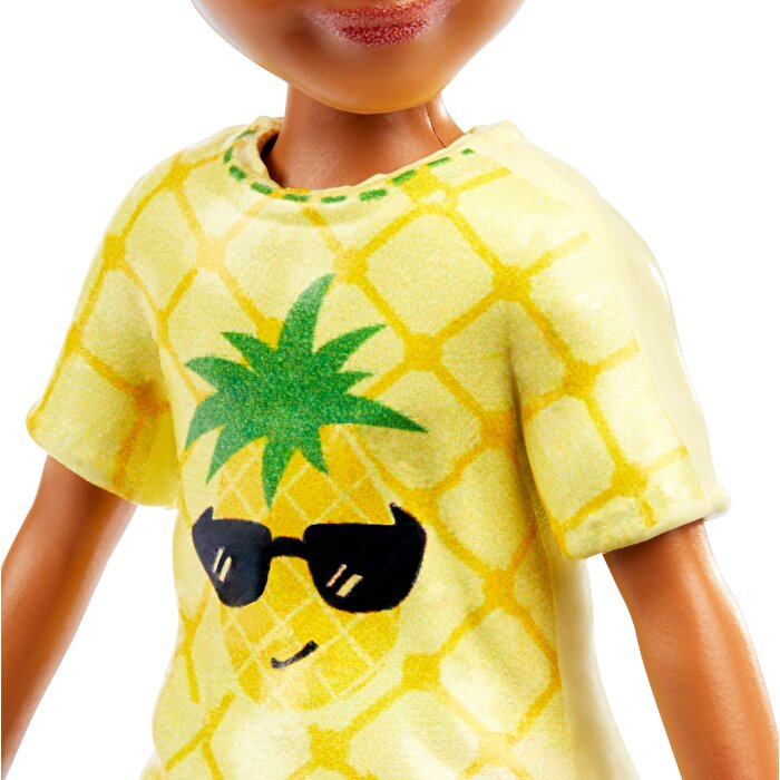 Polly Pocket ve Arkadaşları Serisi Ananas Desenli Tişörtlü Jake Tam GKL28