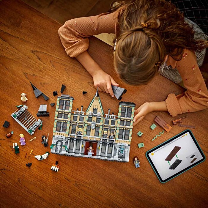 LEGO Harry Potter Malfoy Malikanesi 76453