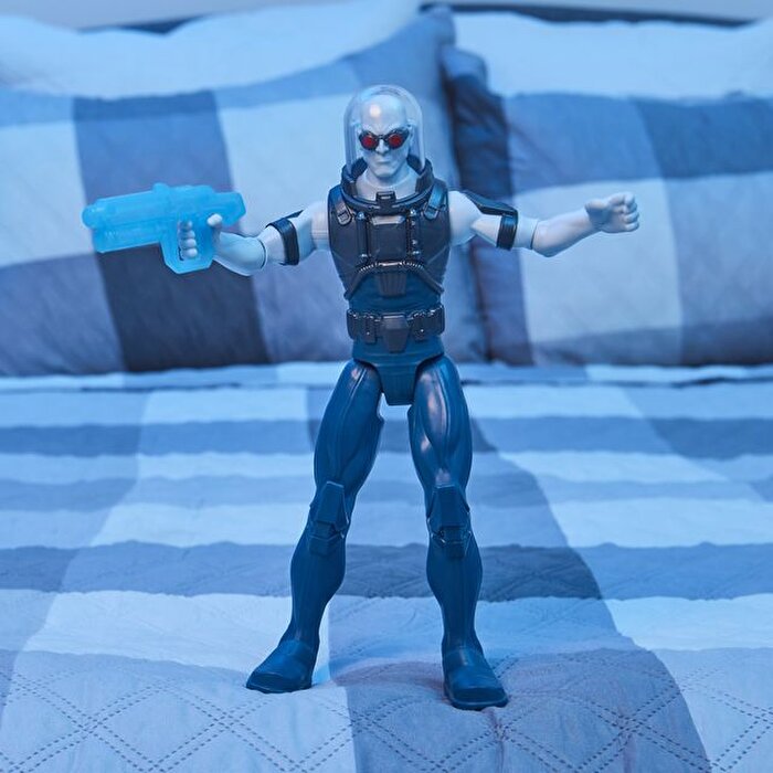 Batman Aksiyon Fig r Mr. Freeze 30 cm Arma an Oyuncak