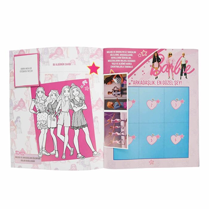 Panini Barbie Çıkartma Albümü