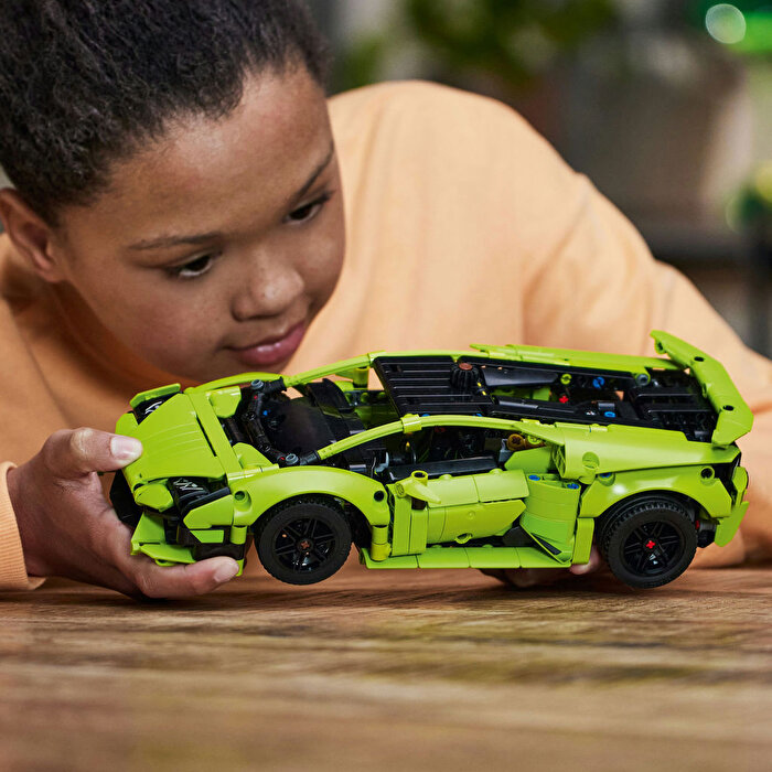LEGO Techni̇c Lamborghi̇ni̇ Huracan Tecni̇ca 42161