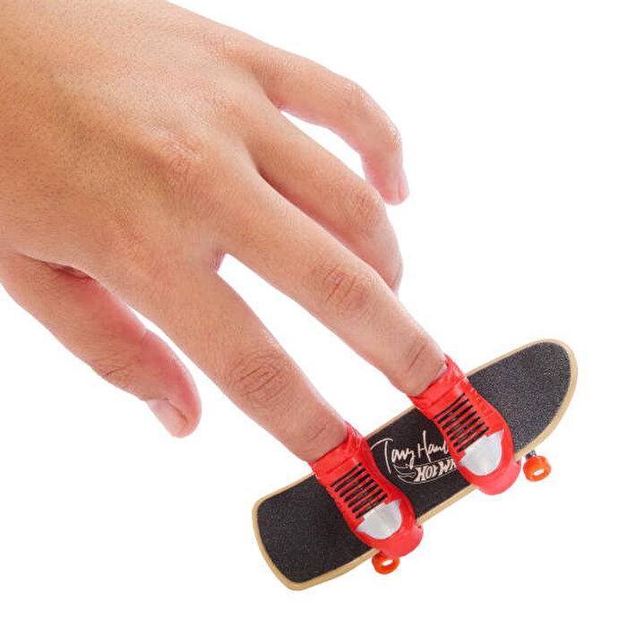 Hot Wheels Skate Parmak Kaykay ve Ayakkabı Cyber Claw HVJ94