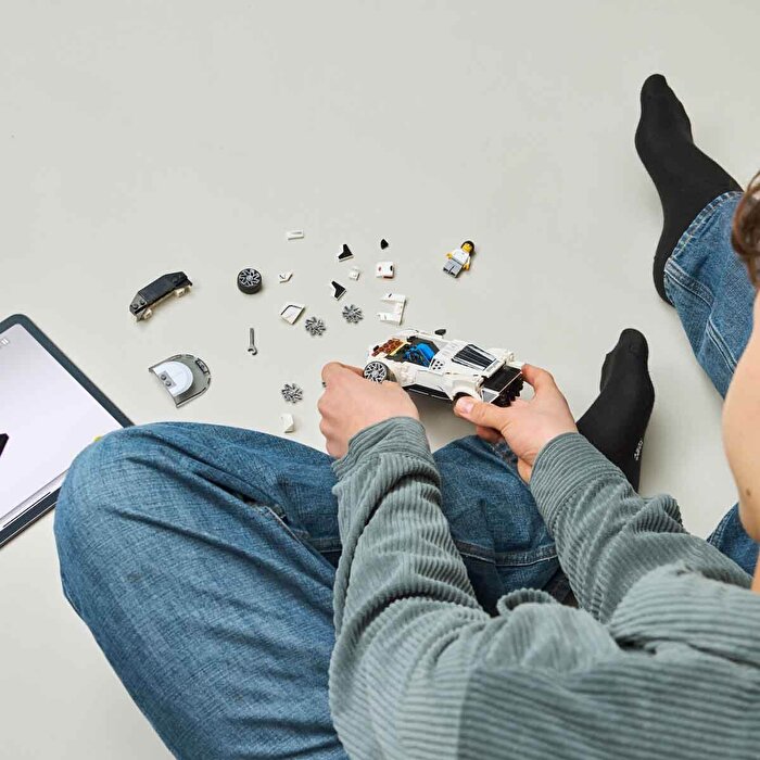 LEGO Speed Champions Bugatti Centodieci Hiper Spor Araba 77240