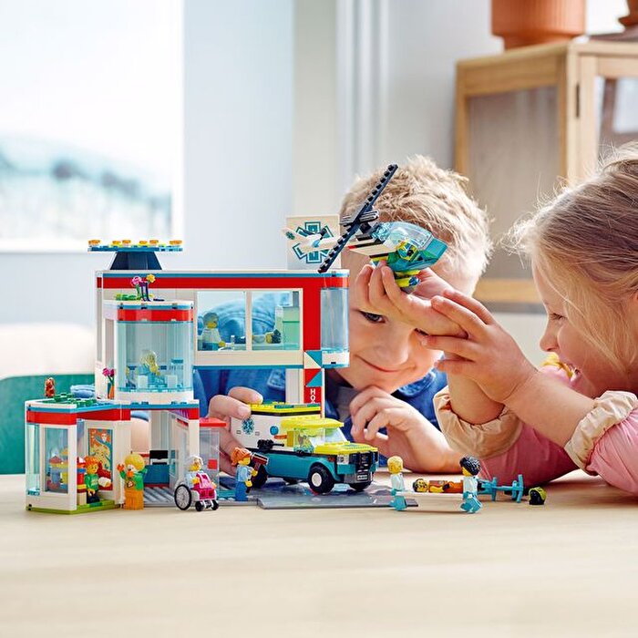 LEGO City Hastane 60330