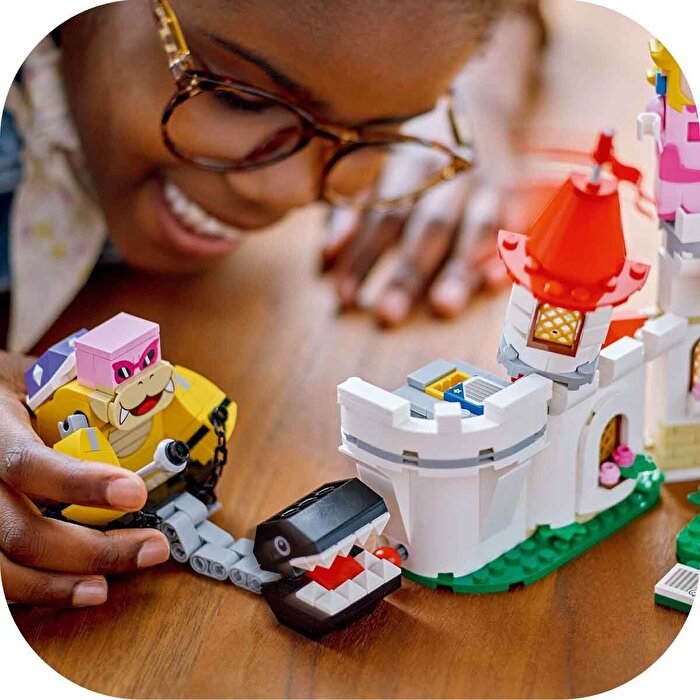 LEGO Super Mario Peach’in Kalesi’nde Roy ile Savaş 71435